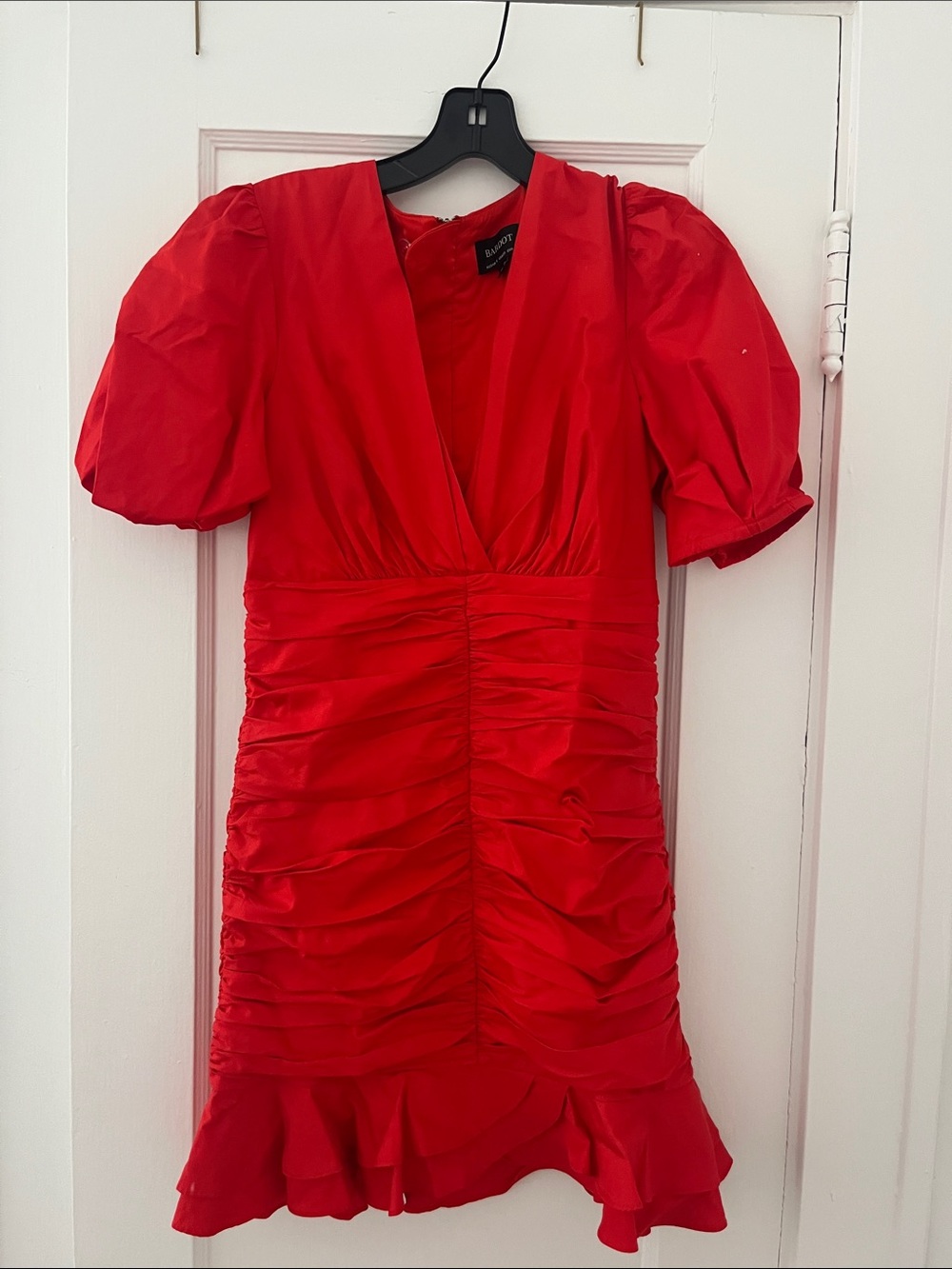 Bardot size 4 Scarlet Ruched V-Neck Puff Sleeve Mini Dress